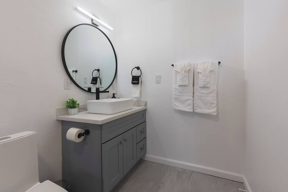 Photo of Bathroom in Wonder Valley