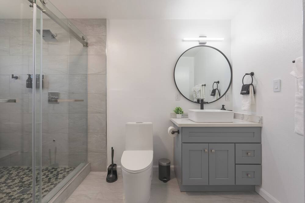 Photo of Bathroom in Wonder Valley