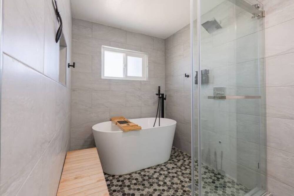 Photo of Bathroom in Wonder Valley
