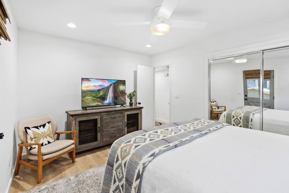 Photo of Bedroom in Munds Park
