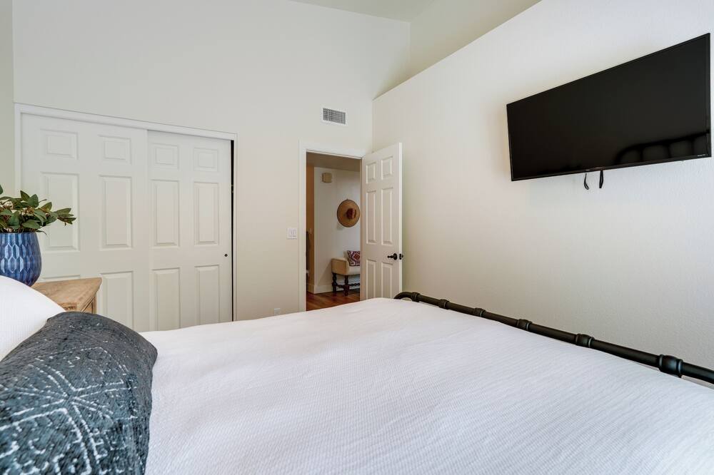 Photo of Bedroom in Arabian Views