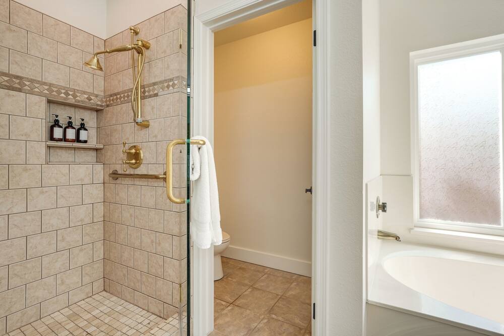 Photo of Bathroom in Arabian Views