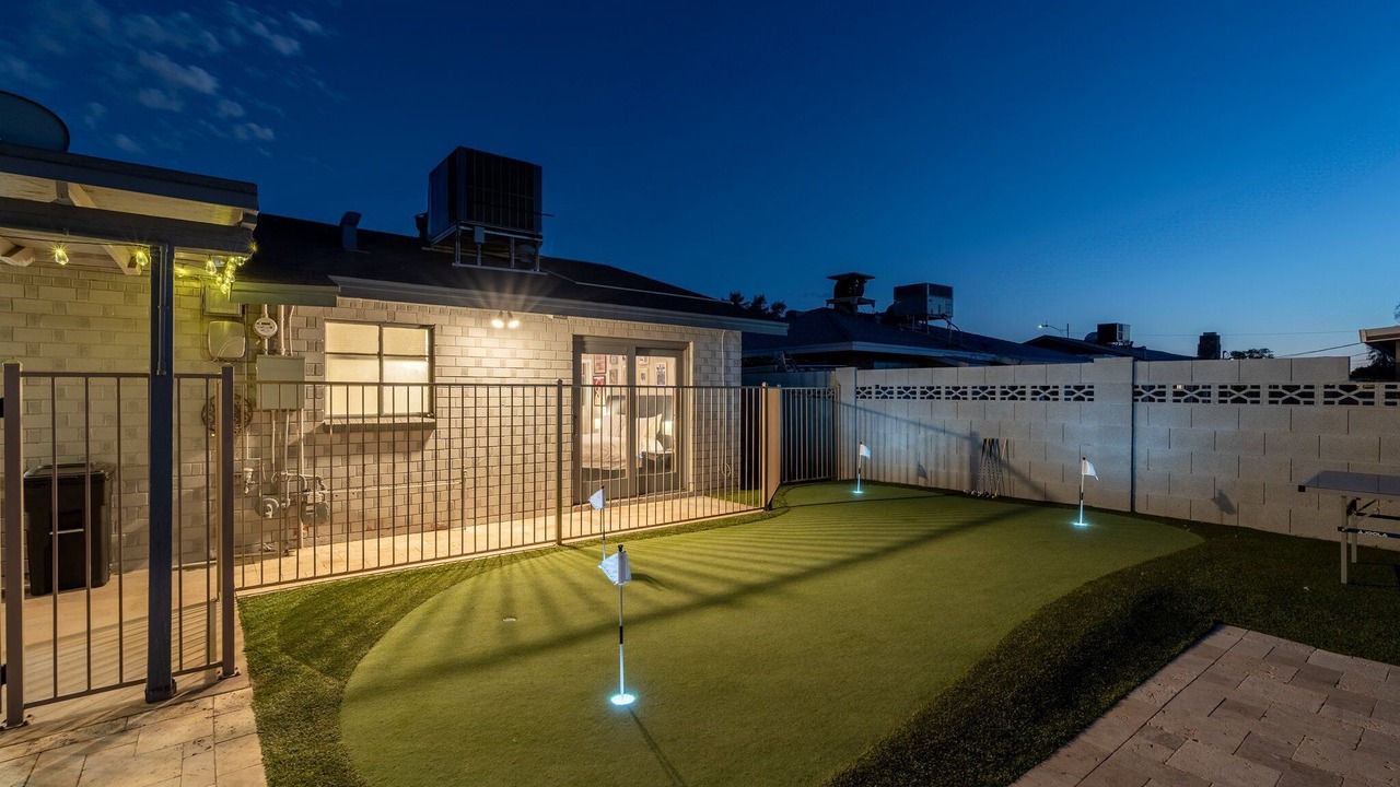 Photo of Outdoor in Scottsdale Estates Six