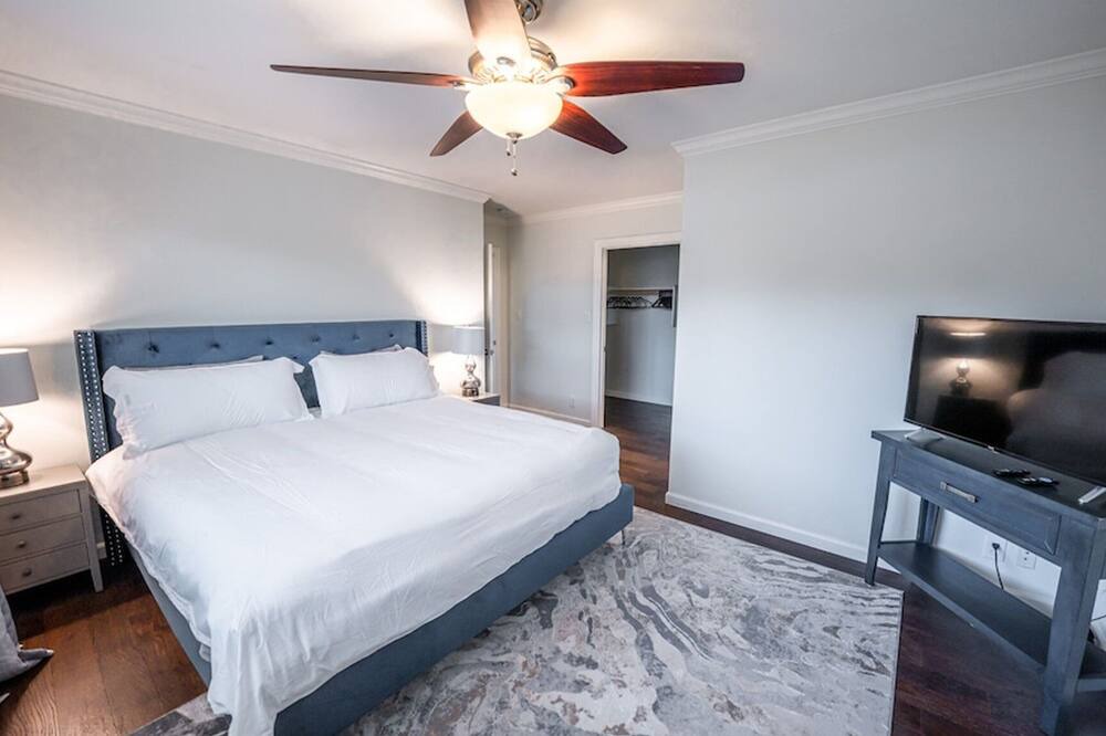 Photo of Bedroom in Village Grove