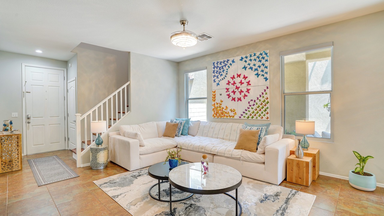 Photo of Livingroom in Sahuarita