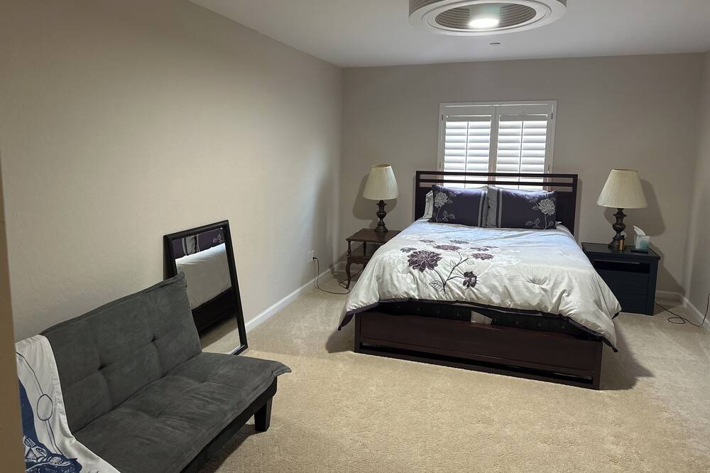 Photo of Bedroom in Scottsdale Ranch