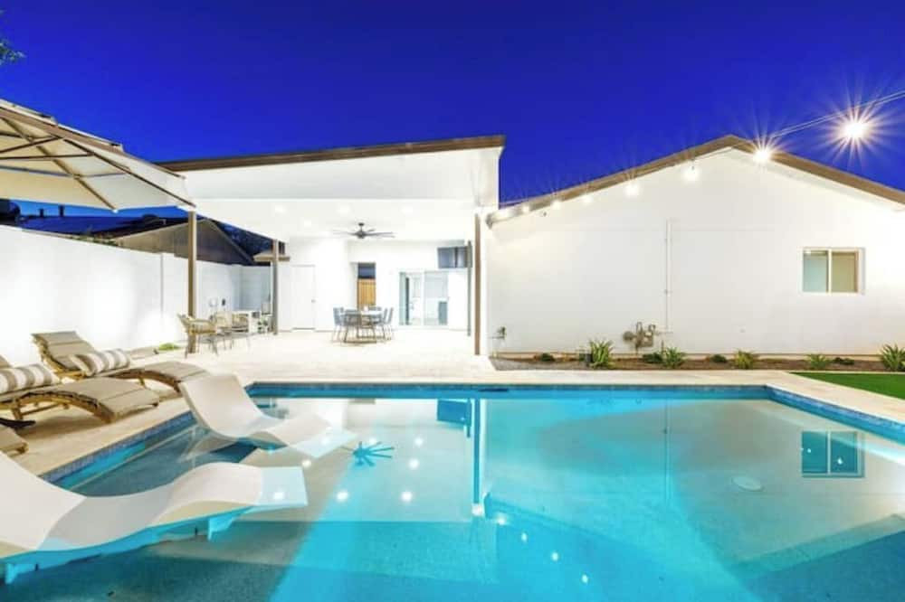Photo of Outdoor in Pointe Scottsdale