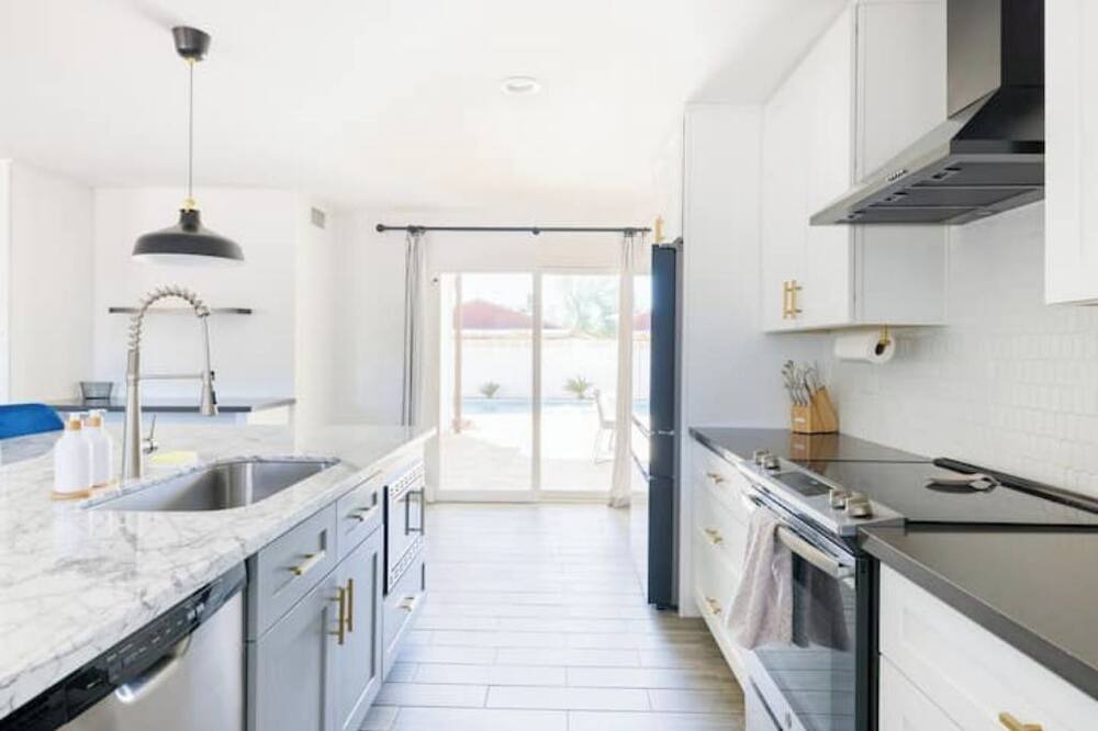 Photo of Kitchen in Pointe Scottsdale