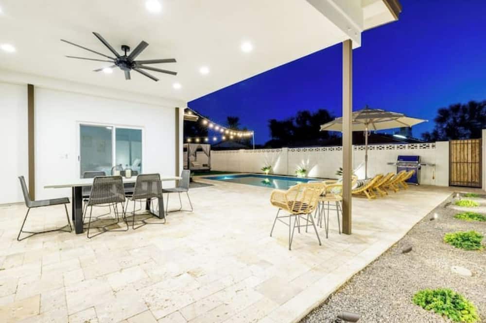 Photo of Outdoor in Pointe Scottsdale