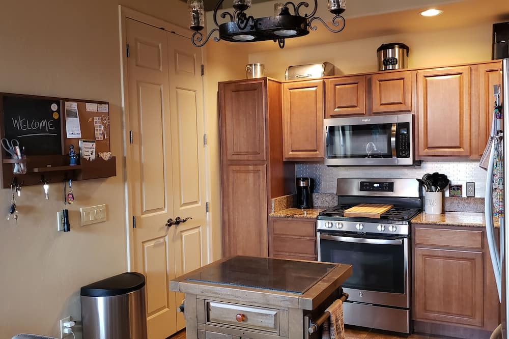 Photo of Kitchen in Tumacacori