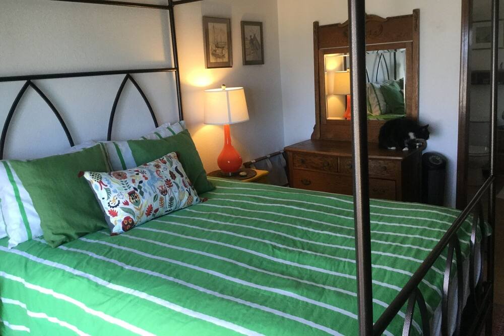 Photo of Bedroom in La Fonda