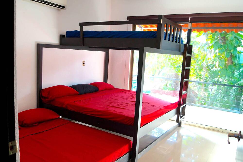 Photo of Bedroom in Puerto Juarez