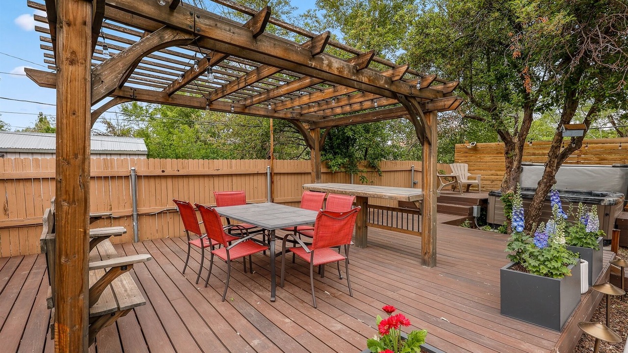 Photo of Outdoor in Southside