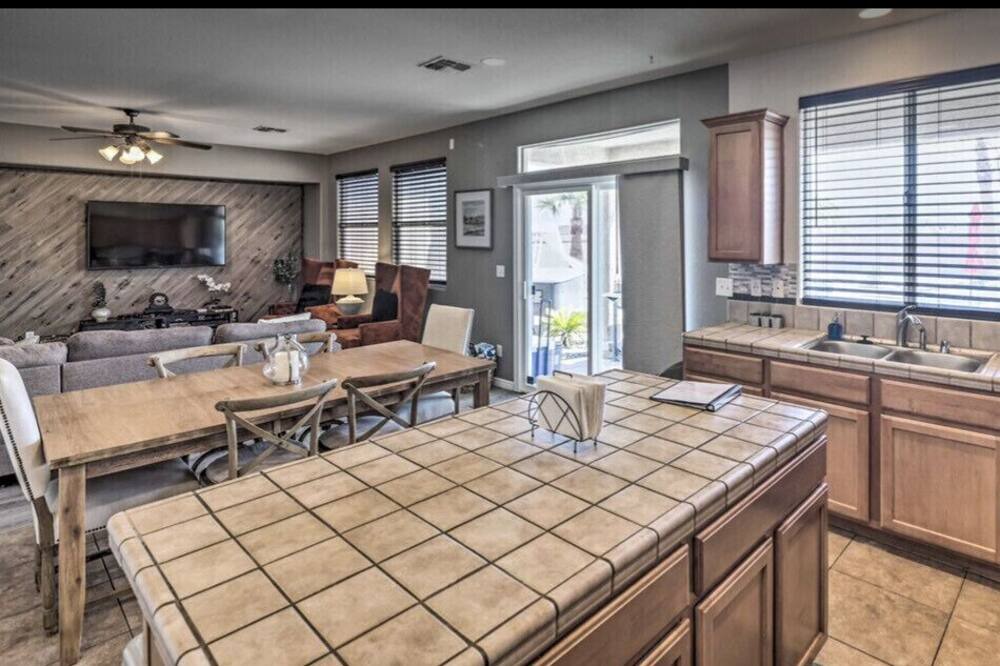 Photo of Bedroom in Bullhead City