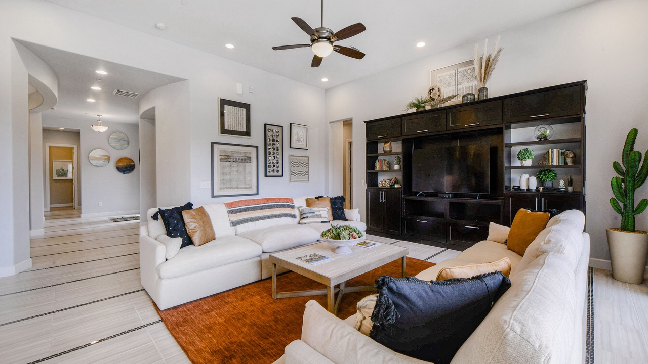Photo of Livingroom in Dove Mountain