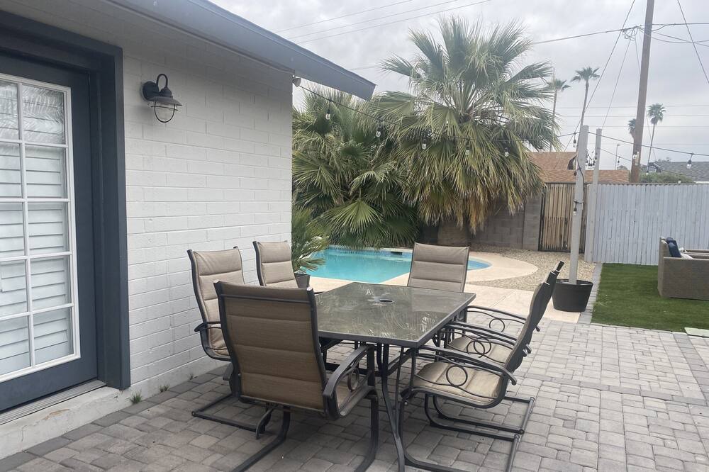 Photo of Patio Balcony in Pointe Scottsdale