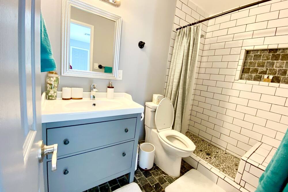 Photo of Bathroom in Pointe Scottsdale