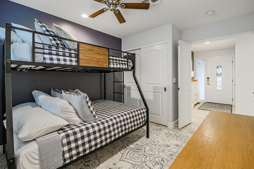 Photo of Bedroom in Park Scottsdale One