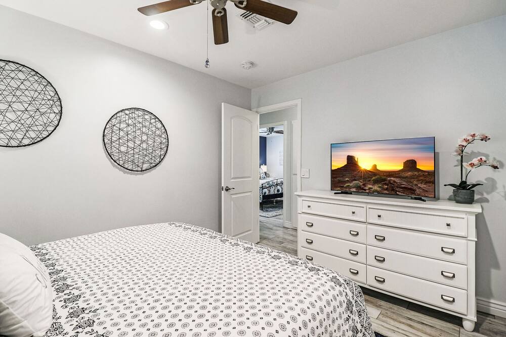 Photo of Bedroom in Park Scottsdale One