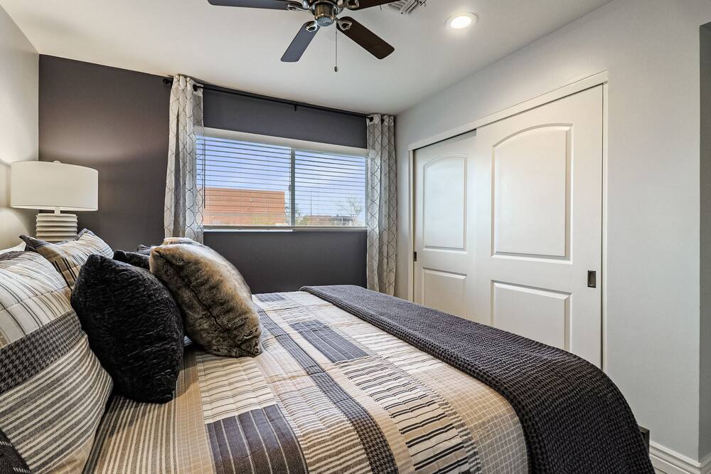 Photo of Bedroom in Park Scottsdale One