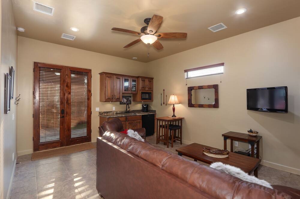 Photo of Livingroom in Maricopa