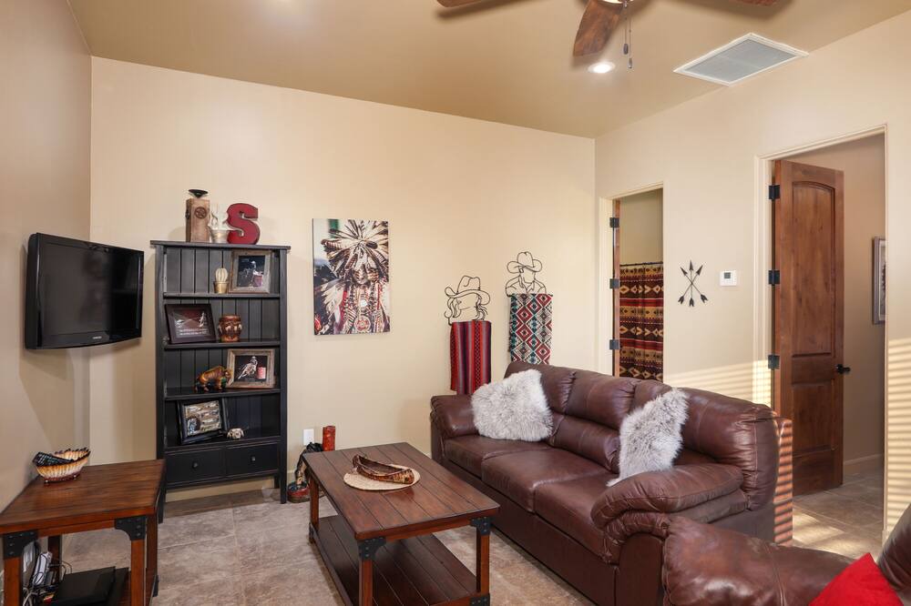 Photo of Livingroom in Maricopa
