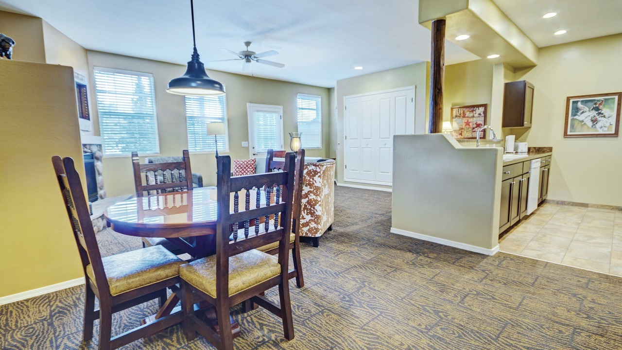 Photo of Bedroom in Heber