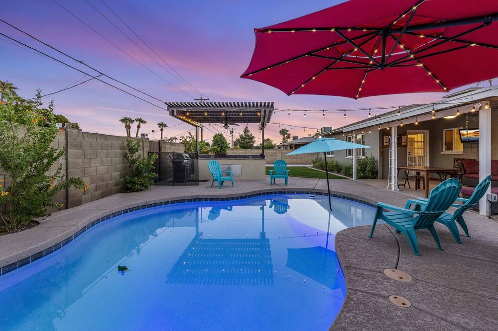Photo of Outdoor in Village Grove