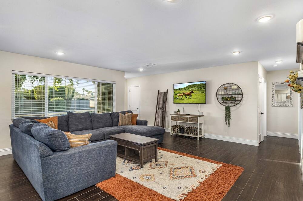Photo of Livingroom in Village Grove