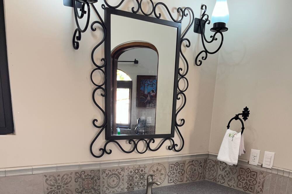 Photo of Bathroom in Los Ayala