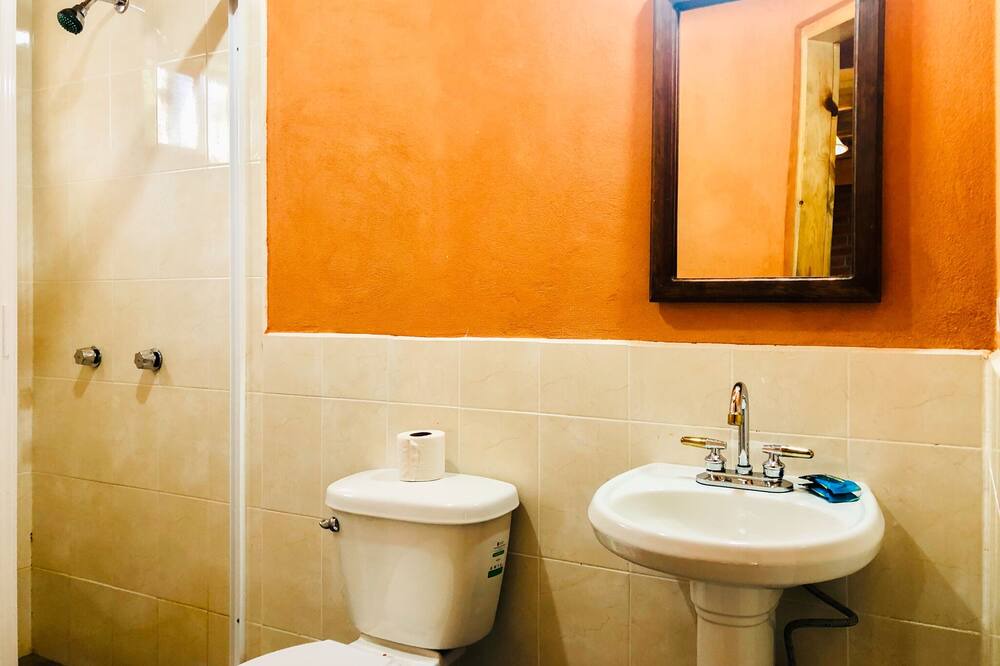 Photo of Bathroom in Creel