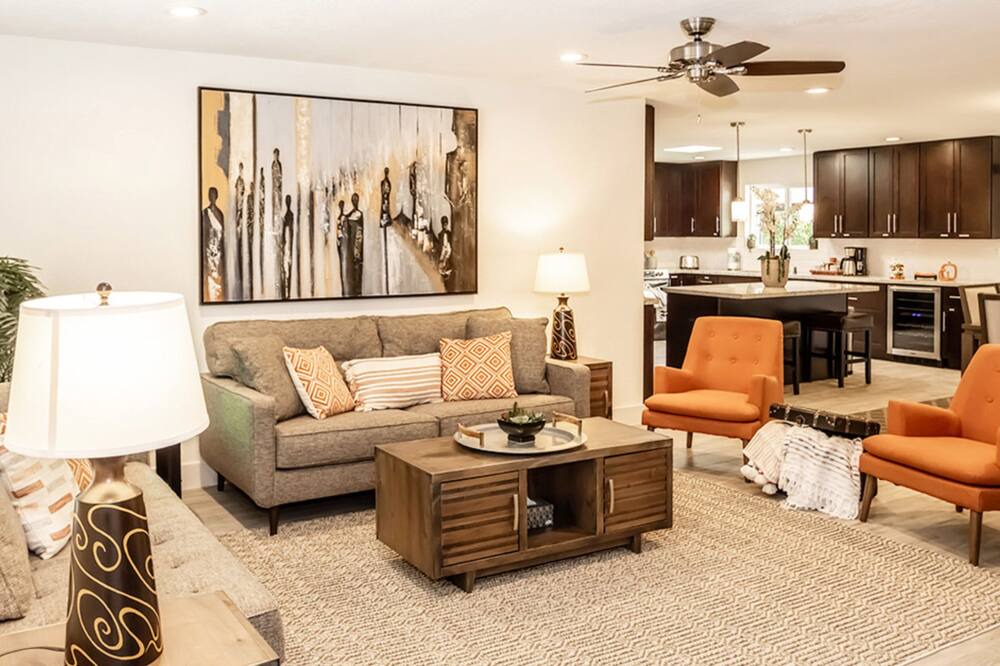 Photo of Others in Pointe Scottsdale