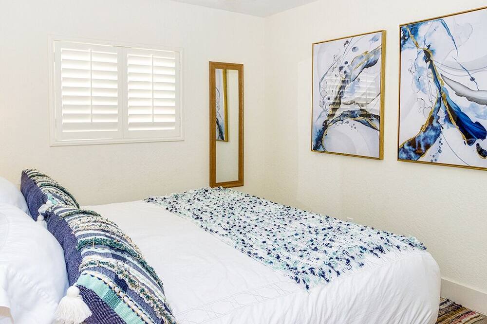 Photo of Bedroom in Pointe Scottsdale
