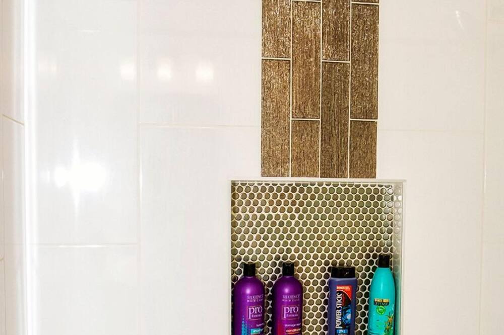 Photo of Bathroom in Pointe Scottsdale