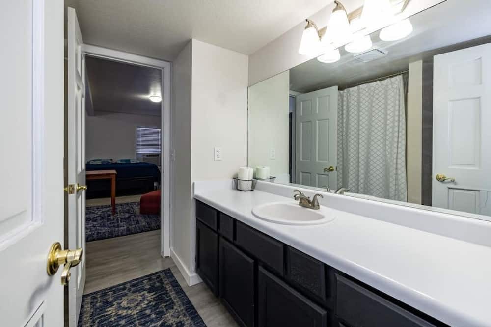 Photo of Bathroom in Flagstaff