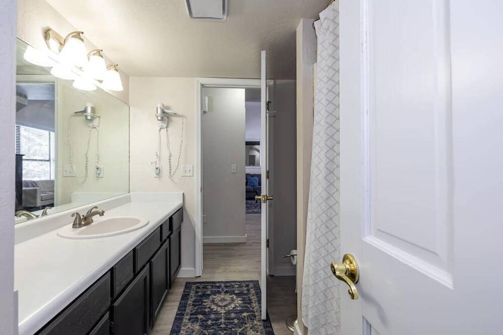 Photo of Bathroom in Flagstaff