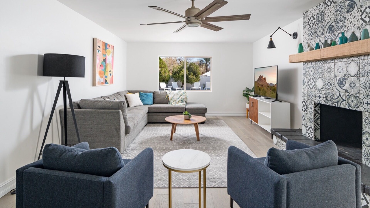Photo of Livingroom in Shea North Estates