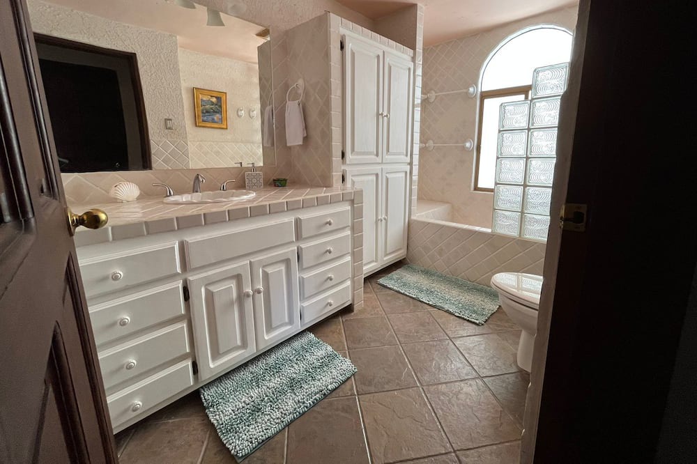 Photo of Bathroom in Caracol Turistico