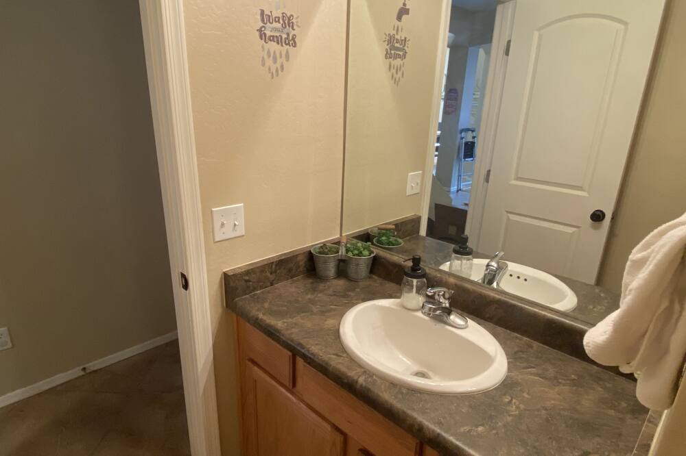 Photo of Bathroom in Clarkdale