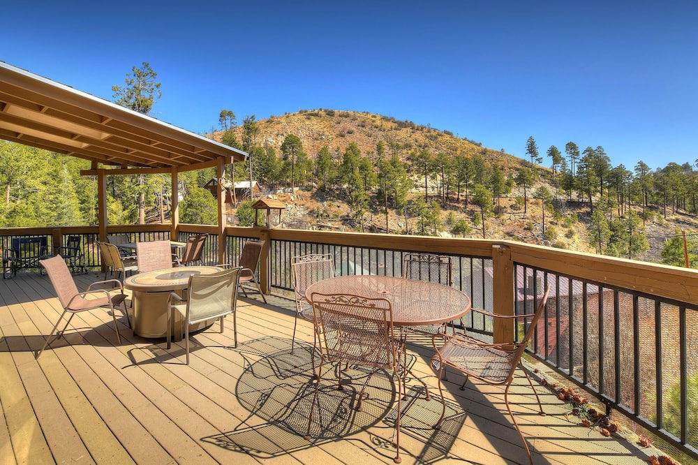 Photo of Patio Balcony in Summerhaven