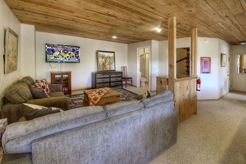 Photo of Livingroom in Summerhaven