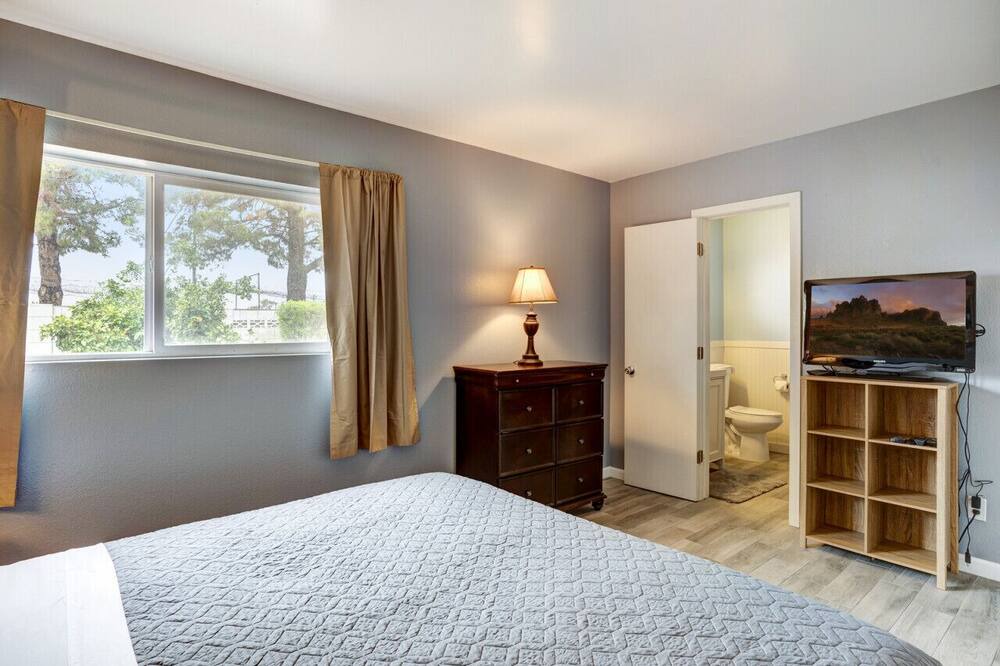 Photo of Bathroom in Pointe Scottsdale