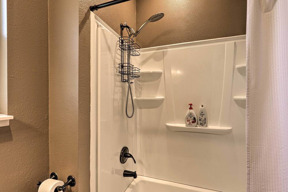 Photo of Bathroom in Clarkdale