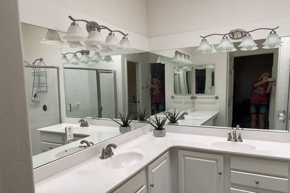 Photo of Others in Country Club Estates