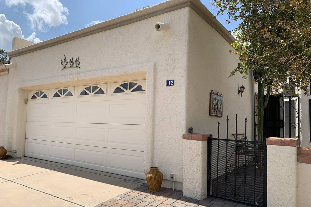Photo of Outdoor in Country Club Estates