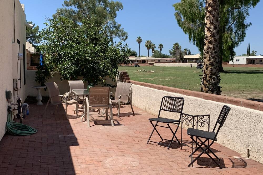 Photo of Patio Balcony in Country Club Estates