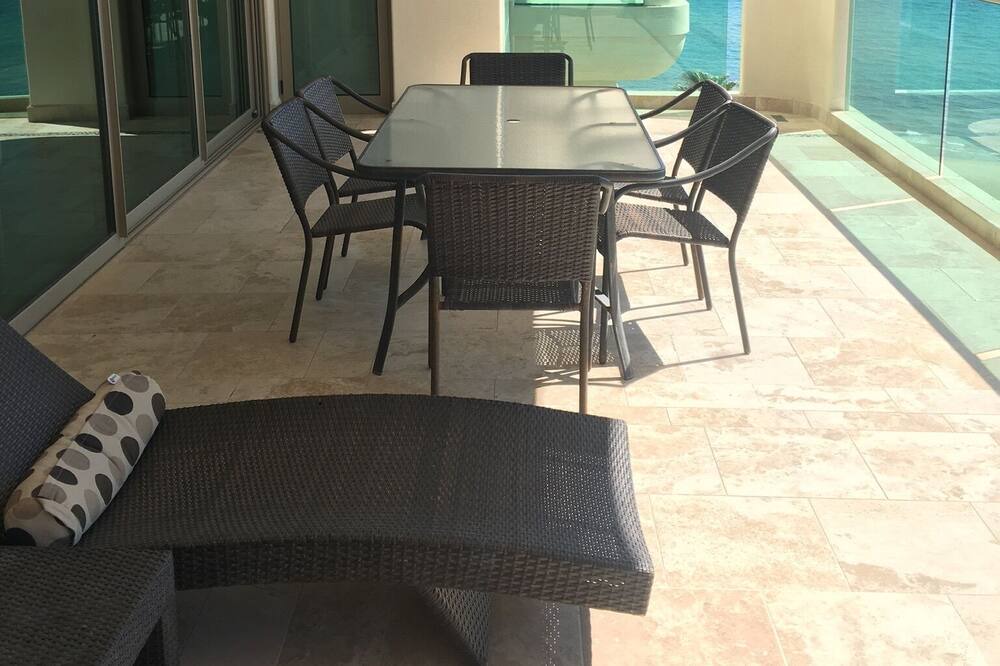 Photo of Patio Balcony in Las Conchas