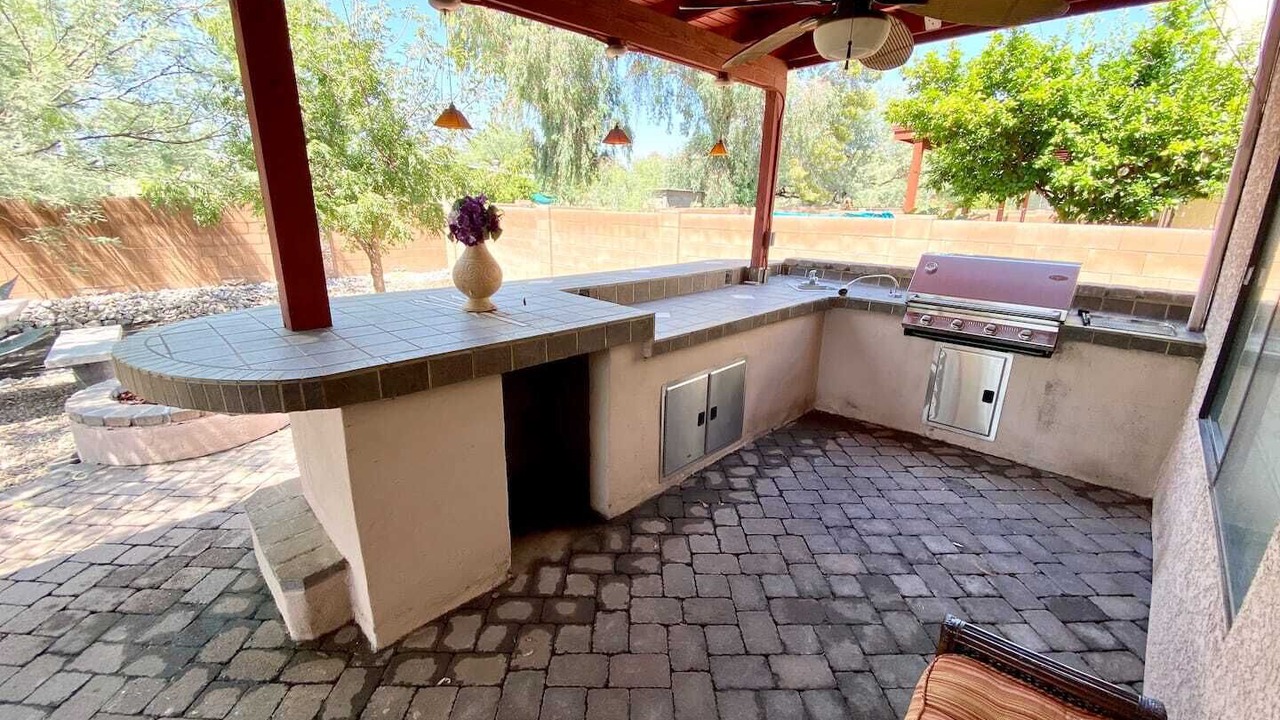 Photo of Patio Balcony in Campus Farm