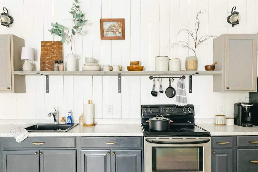 Photo of Kitchen in Snowflake