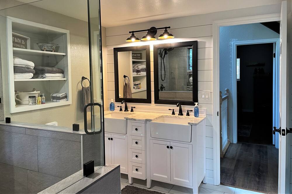 Photo of Bedroom in Pinetop